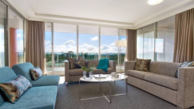 Pacific Suites Canberra