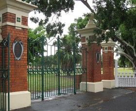 Yeronga Memorial Park