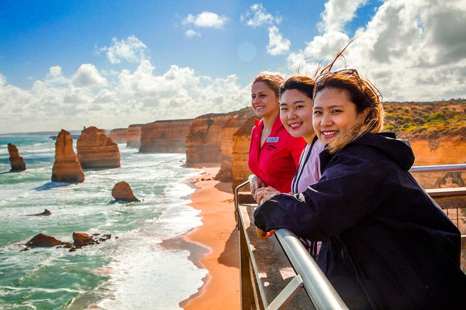 4-Day Melbourne Tour: City Sightseeing, Great Ocean Road and Phillip Island
